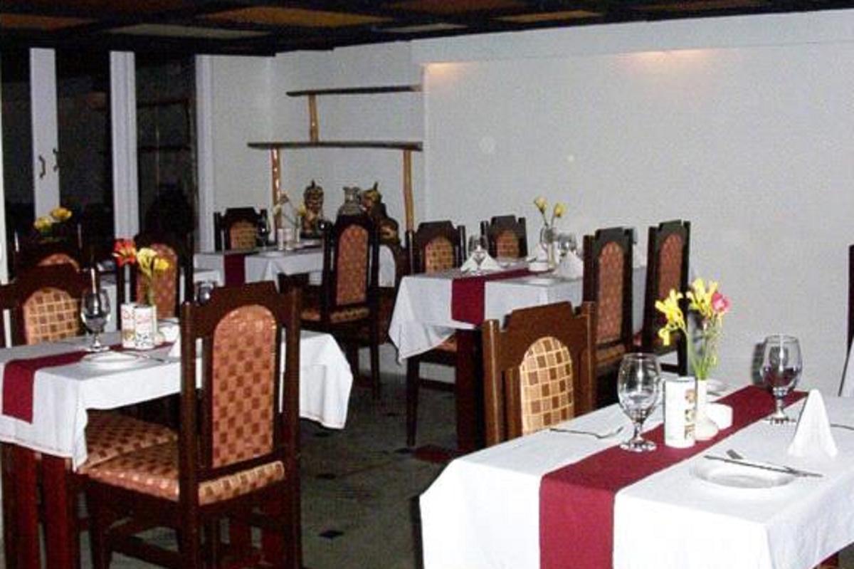 Chumbi Residency Hotel Gangtok Restaurant