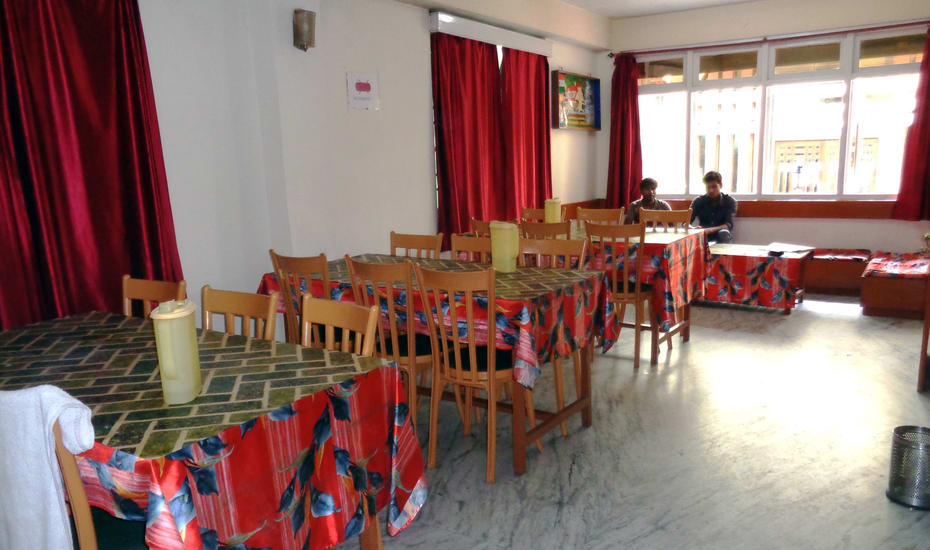 Himalayas Hotel Gangtok Restaurant